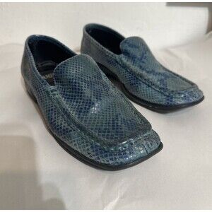 GLACEE WOMENS Blue LEATHER LOAFERS 7.5 M